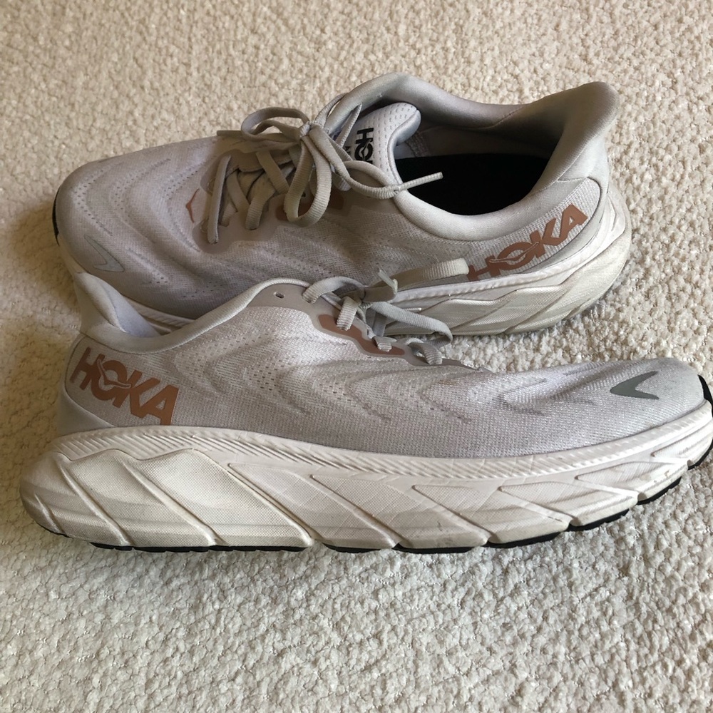 Hoka Women's Light Gray and Tan Athletic Running Shoes